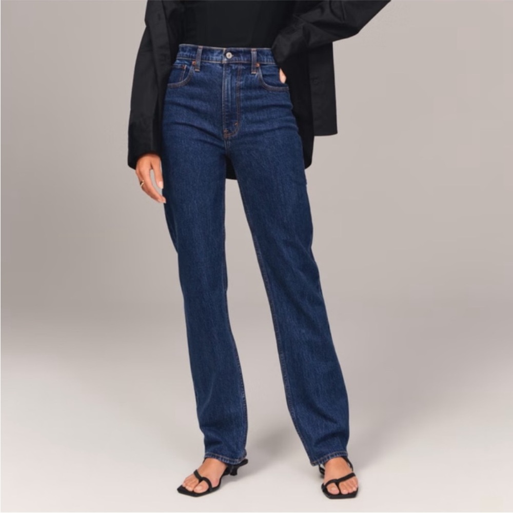 Abercrombie & Fitch Ultra High Rise 90s Straight Jean, Size 27 along